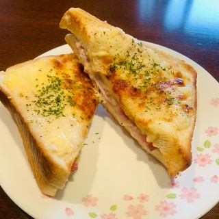 朝食、ランチにおすすめ！クロックムッシュ